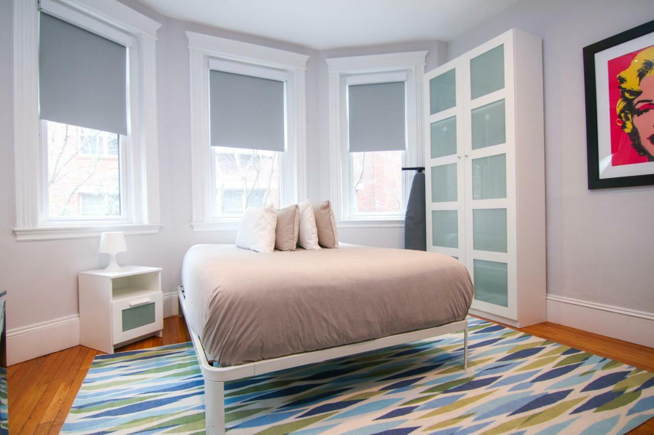 A Stylish Stay W/ A Queen Bed, Heated Floors.. #14 Brookline Bagian luar foto